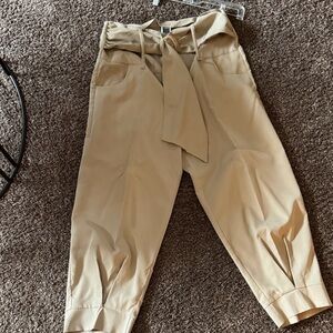 SHEIN Khaki Tie-Waist Capris